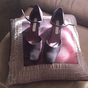 Nina shoes